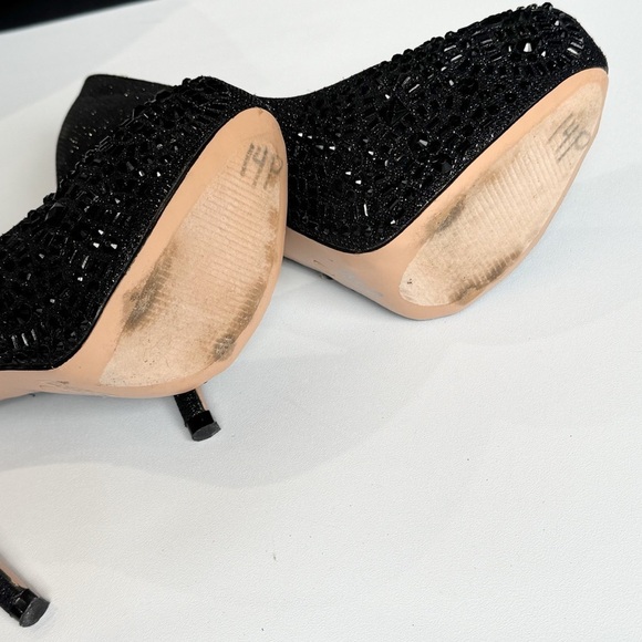 Lauren Lorraine beaded/ jeweled black platform heels ❤️ - Picture 6 of 8